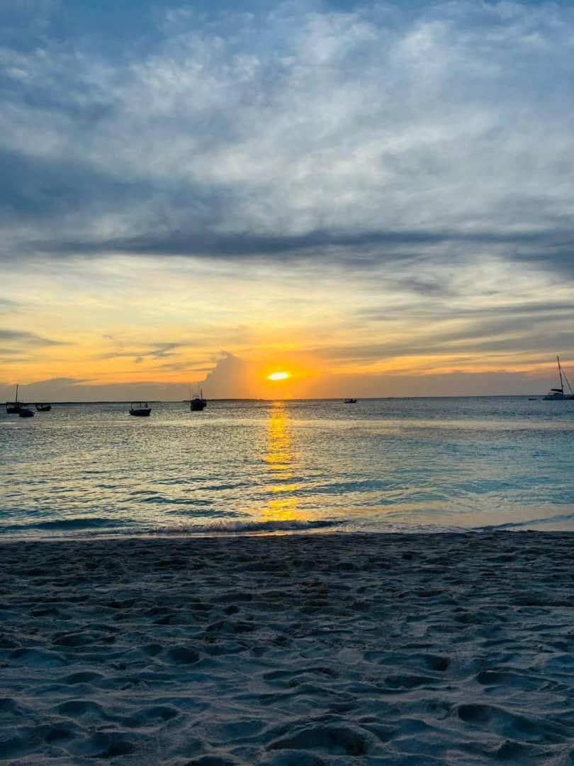 Sunset Kendwa Beach Hotel Dış mekan fotoğraf